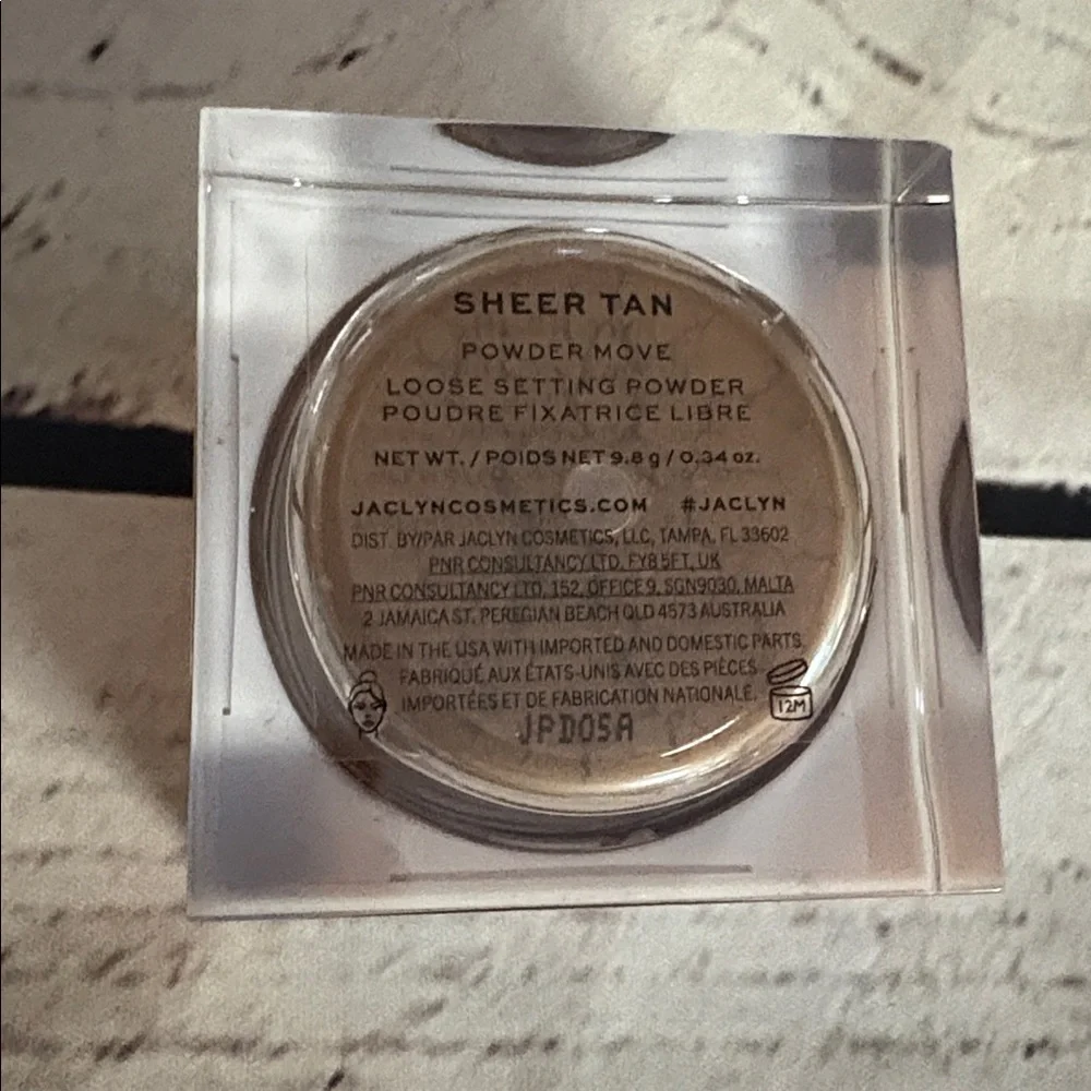 Jaclyn x robin sheer tan powder move setting powder not sealed but brand new
